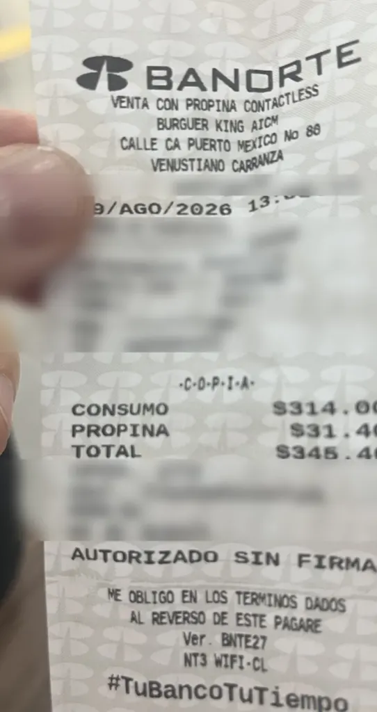 Ticket del Burger King AICM con consumo de 314 pesos, propina de 31.40 y total de 345.40