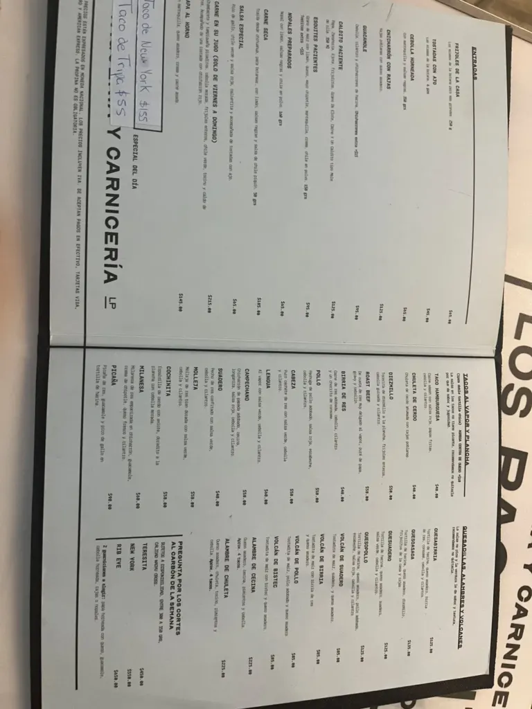 Carta de comida de Los Pacientes: entradas, tacos y quesadillas con precios