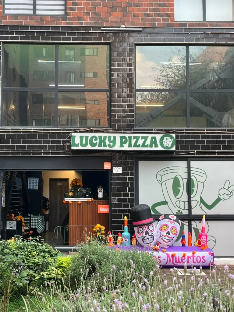 Lucky Pizza, vecino del corredor gastronómico de la Col. Doctores